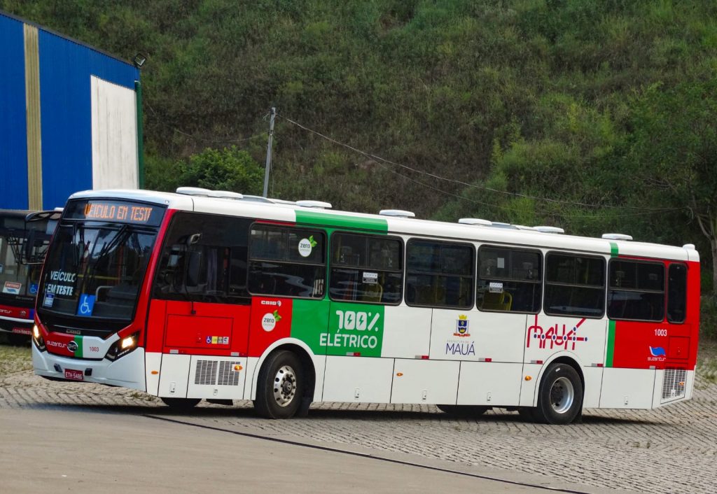 Mauá aprova dois ônibus 100% elétricos da BYD em operação