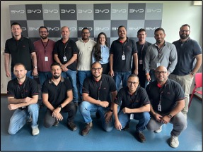 BYD envia primeira turma de brasileiros da fábrica de Camaçari (BA)
